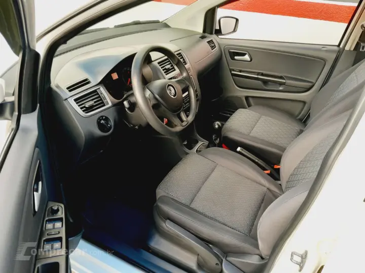 Fox Trendline 1.6 Flex 8V 5p