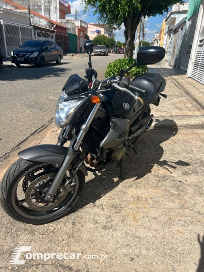 XJ6N