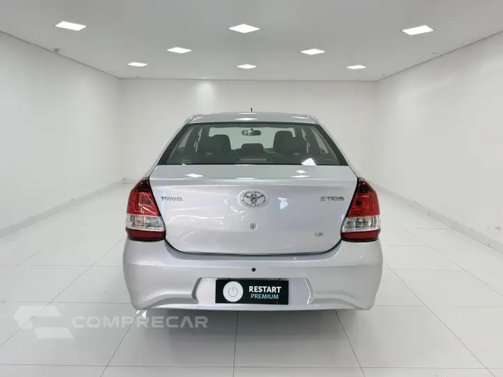 ETIOS 1.5 X Sedan 16V