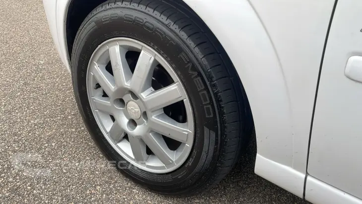 MERIVA 1.4 MPFI Maxx 8V