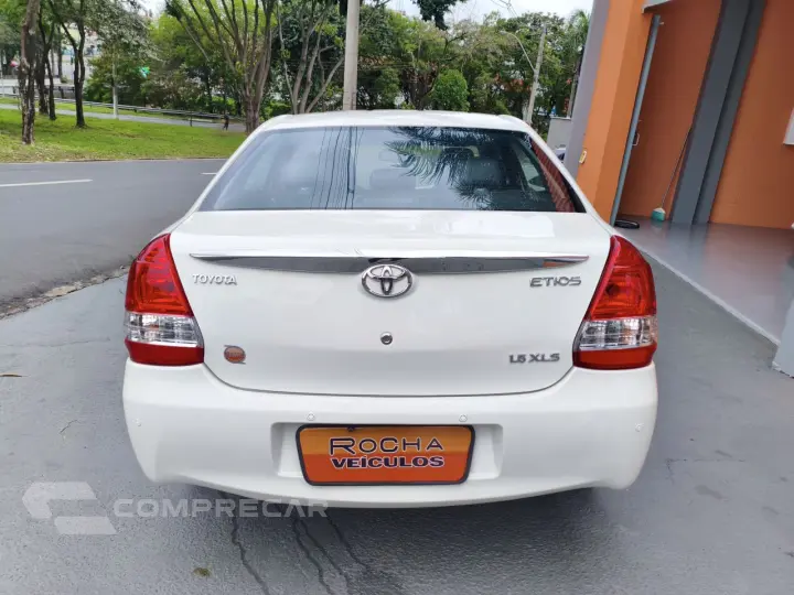Etios Sedan 1.5 16V 4P FLEX XLS AUTOMÁTICO