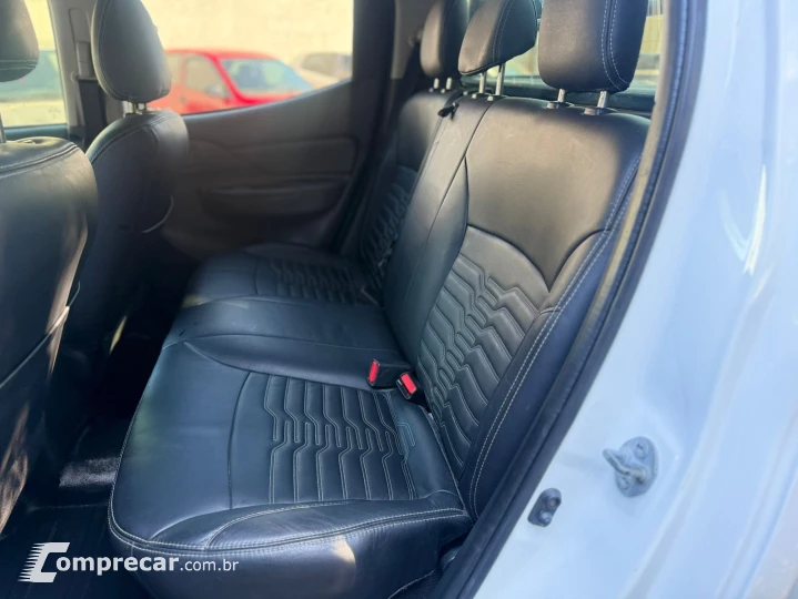 L200 TRITON 2.4 16V Turbo Sport GLS CD 4X4