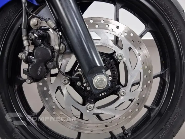 YAMAHA FZ25 FAZER ABS