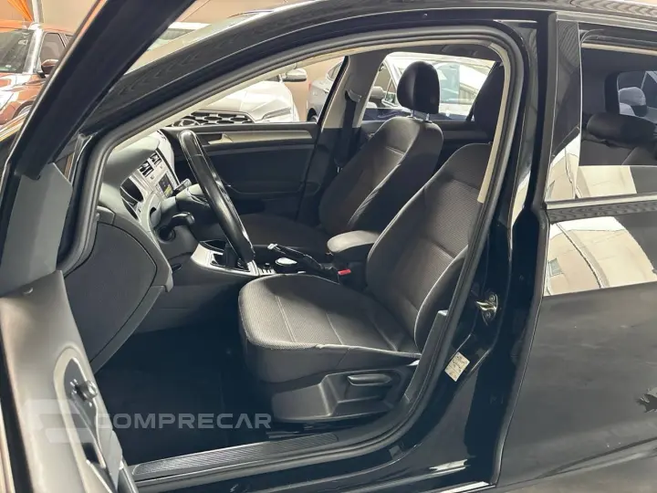 Golf Comfortline 1.0 TSI Total Flex Mec.