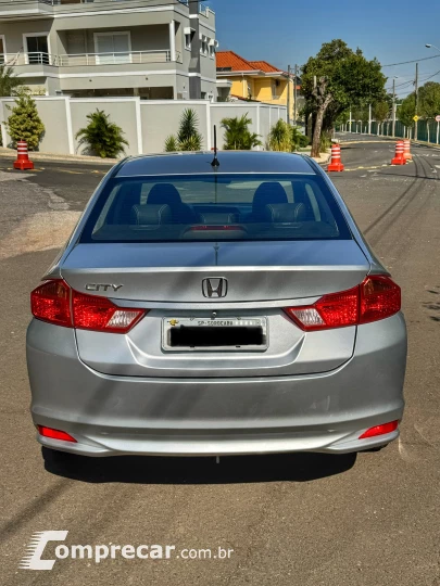 CITY 1.5 DX Sedan 16V