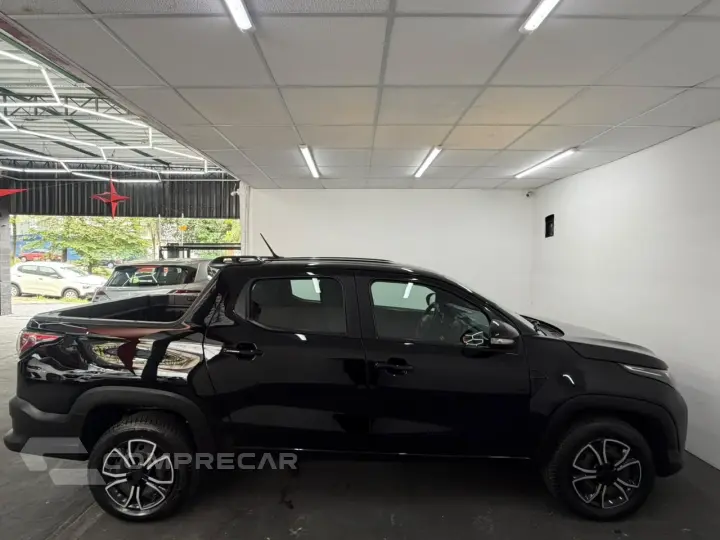 Strada Freedom 1.3 Flex 8V CD