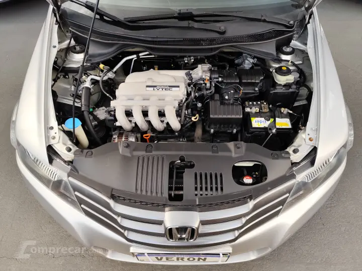 CITY 1.5 DX Sedan 16V