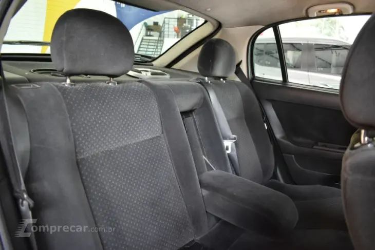 ASTRA 2.0 MPFI Advantage 8V