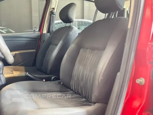 SANDERO - 1.0 AUTHENTIQUE 16V 4P MANUAL