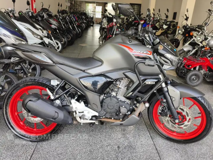 FZ15 150 FAZER CONNECTED FLEX