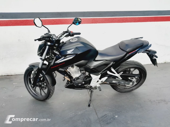 CB 300F Twister Flex