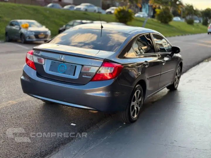 Civic Sedan LXR 2.0 Flexone 16V Aut. 4p