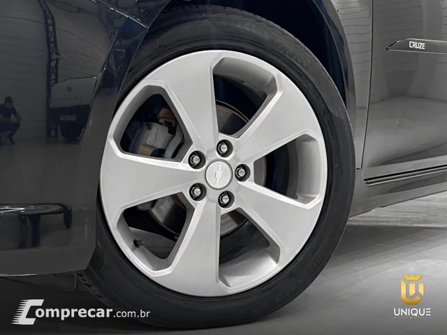 CRUZE HATCH - 1.8 LTZ SPORT6 16V 4P AUTOMÁTICO