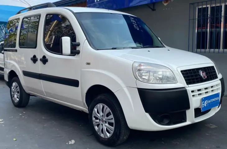 Doblo 1.8 16V 4P FLEX ESSENCE 7 LUGARES