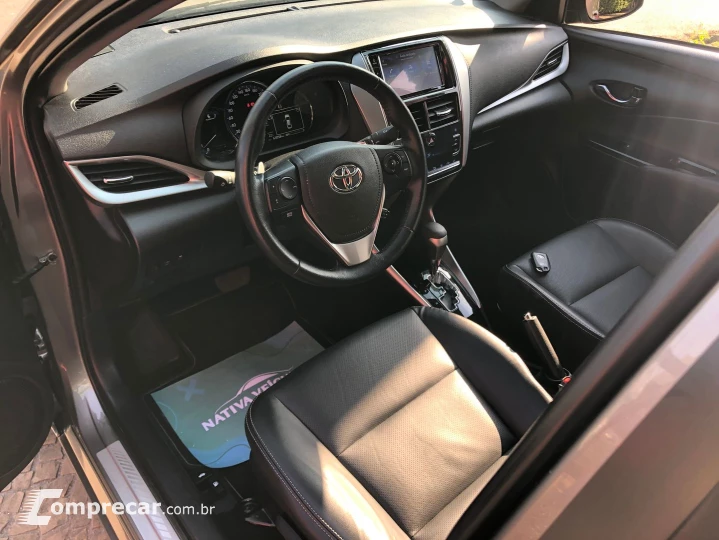 Yaris 1.5 16V Flex Sedan Xls Multidrive