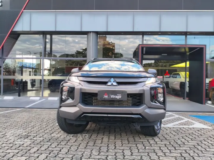 L200 TRITON 2.4 16V Turbo Outdoor GLS CD 4X4