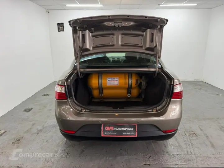 Grand Siena ESSENCE 1.6 Flex 16V