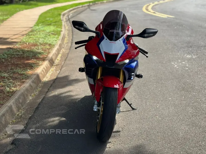 CBR 1000RR-R Fireblade SP