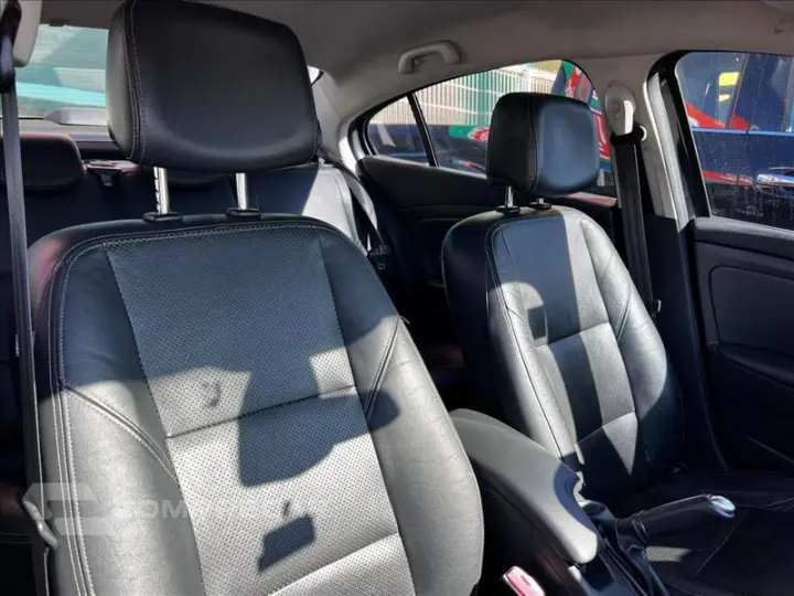FLUENCE 2.0 Dynamique 16V