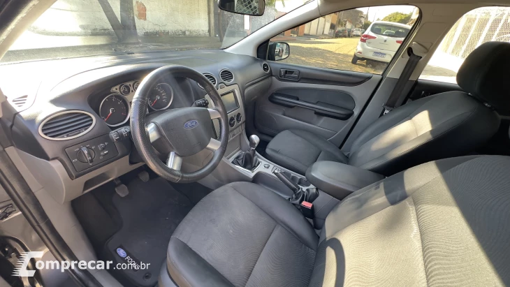 FOCUS 1.6 S Hatch 16V