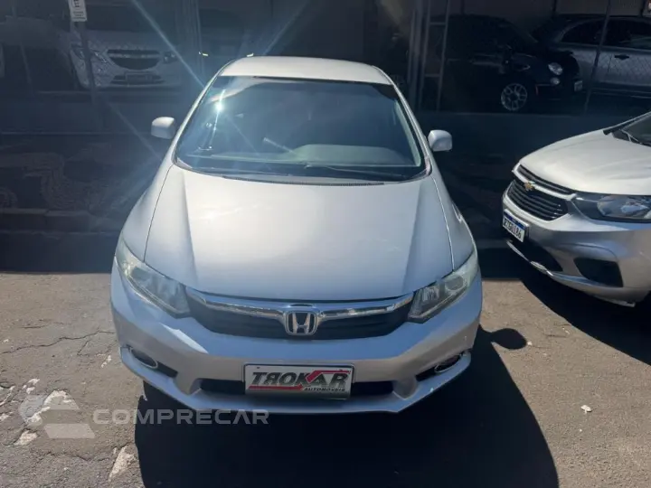 Civic Sedan LXS 1.8/1.8 Flex 16V Aut. 4p