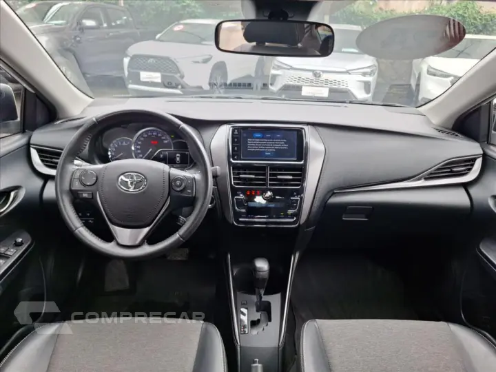 YARIS 1.5 16V FLEX SEDAN XS MULTIDRIVE