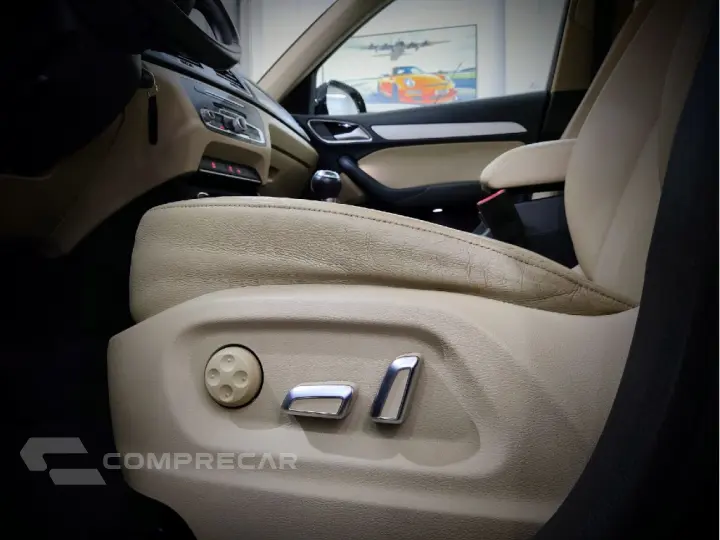 Q3 1.4 TFSI AMBIENTE GASOLINA 4P S TRONIC
