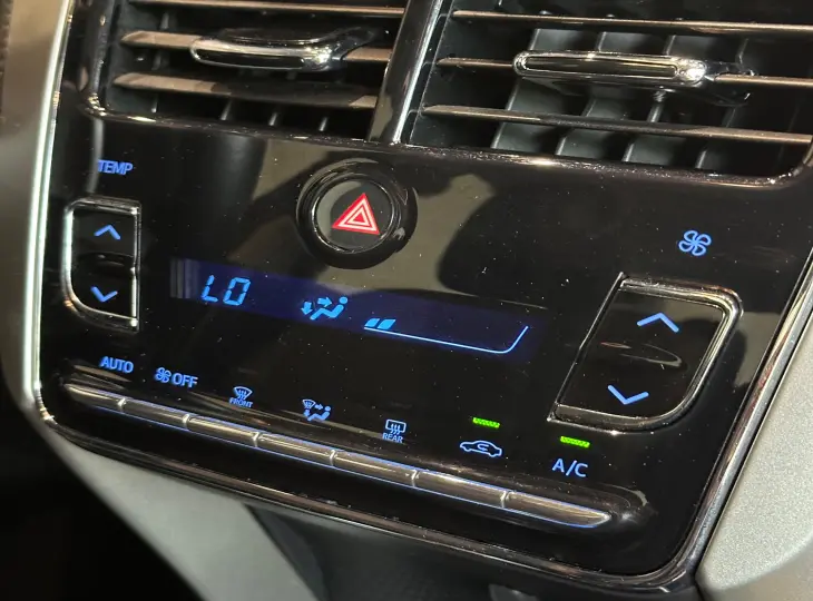 YARIS XLS Connect Sed. 1.5 Flex 16V Aut.