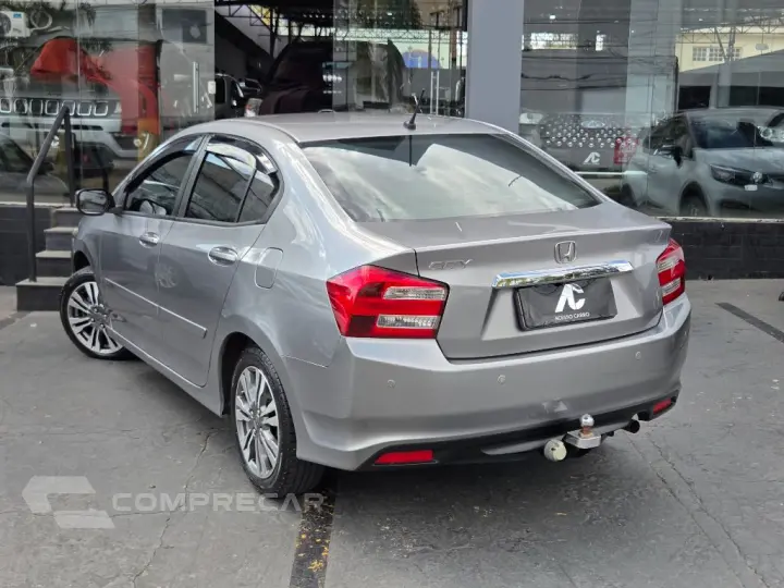 CITY Sedan LX 1.5 Flex 16V 4p Aut.