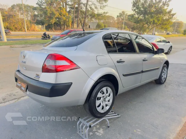 Megane Sedan 1.6 16V 4P FLEX EXPRESION