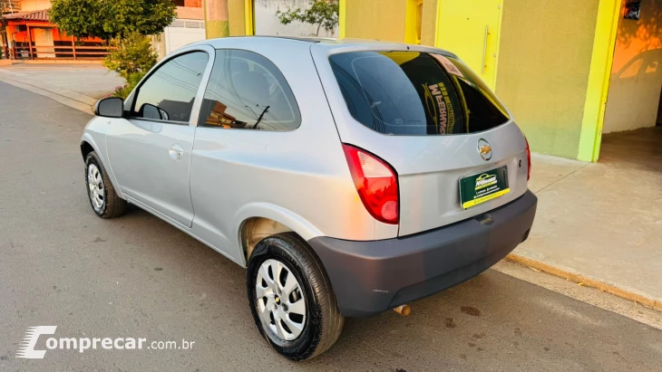 CELTA 1.0 MPFI Life 8V
