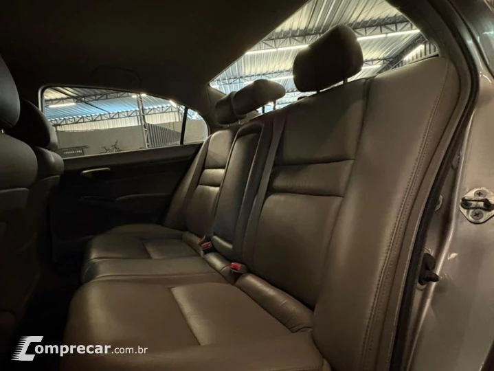 Civic 1.8 Lxl 16V Flex 4P Automático