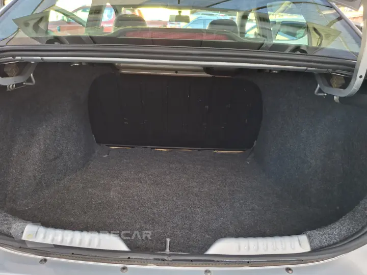 VOYAGE 1.0 12V MPI Totalflex