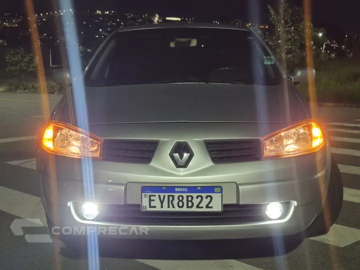 MEGANE 1.6 Dynamique Grand Tour 16V