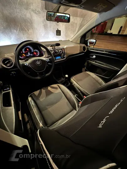 Cross UP 1.0 12V 4P TSI FLEX