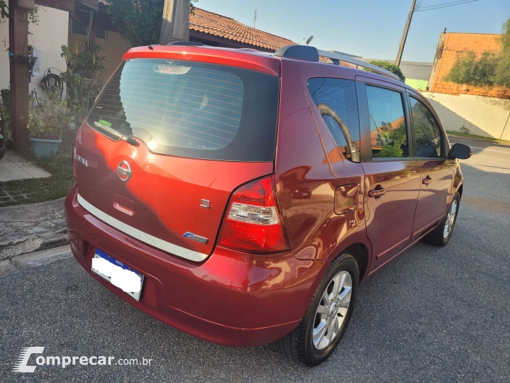 LIVINA 1.8 S 16V