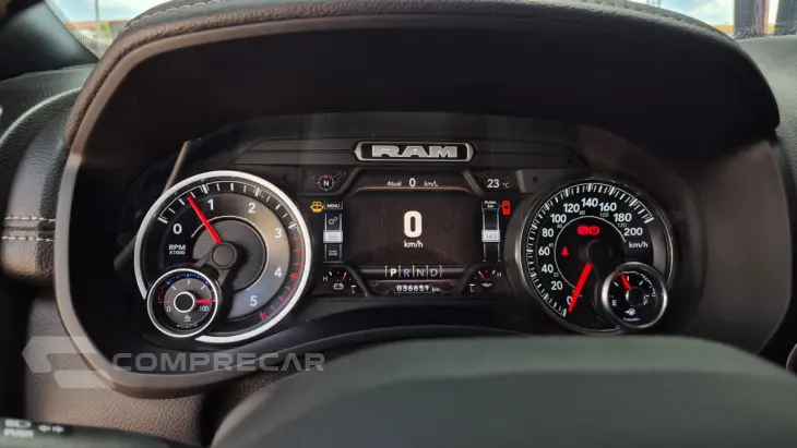 RAM 3500 LARAMIE 6.7D