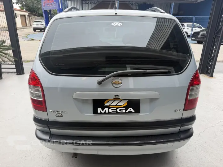 ZAFIRA 2.0 MPFI ELEGANCE 8V FLEX 4P AUTOMÁTICO