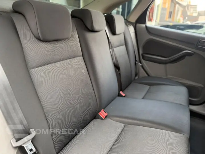 Focus Sedan 2.0 16V/2.0 16V Flex 4p