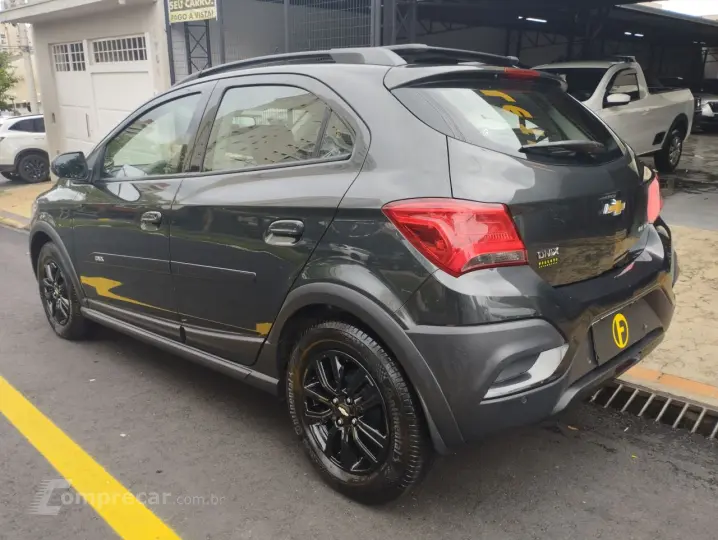 Onix Hatch 1.4 4P FLEX ACTIV AUTOMÁTICO