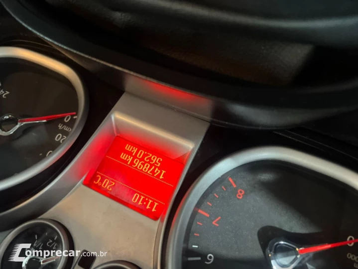 Focus Sedan 2.0 16V 4P GLX FLEX AUTOMÁTICO