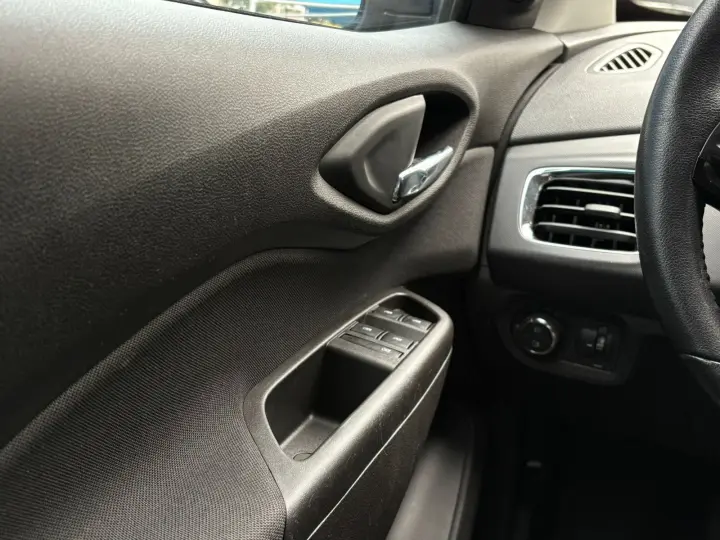 ONIX 1.4 MPFI LTZ 8V