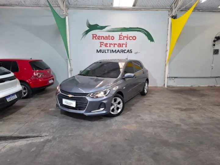 ONIX 1.0 Turbo Plus Premier