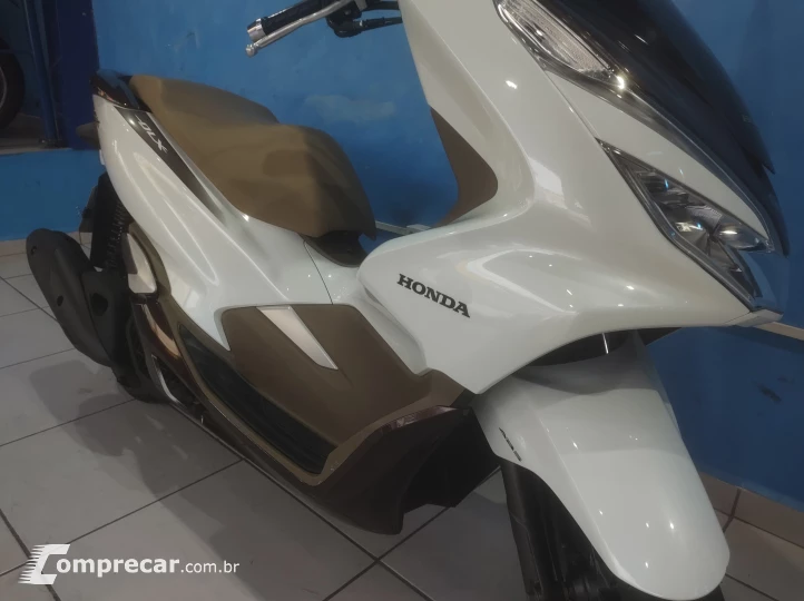 PCX DLX
