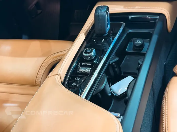 XC90 2.0 T8 HYBRID MOMENTUM AWD GEARTRONIC
