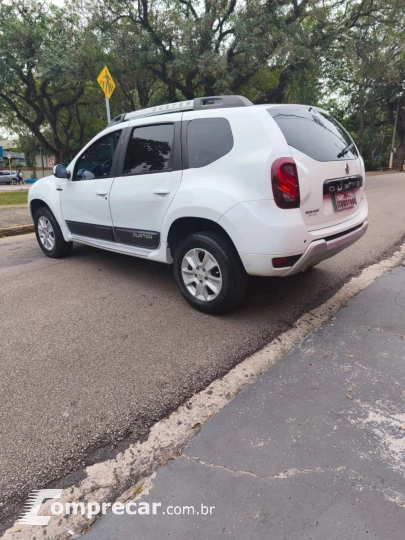 Duster 2.0 16V 4P FLEX TECH ROAD AUTOMÁTICO