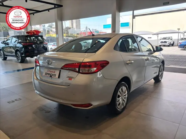 YARIS 1.5 16V FLEX SEDAN XL MULTIDRIVE