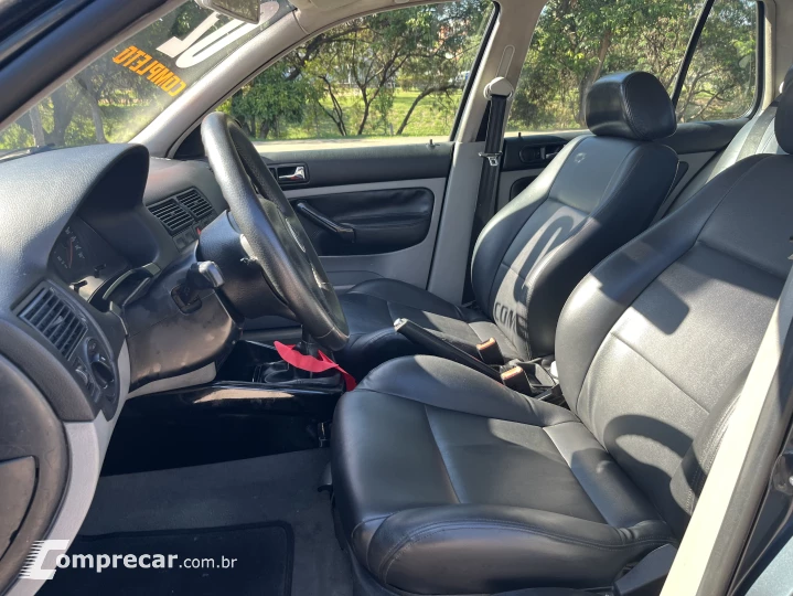 GOLF 2.0 MI 8V