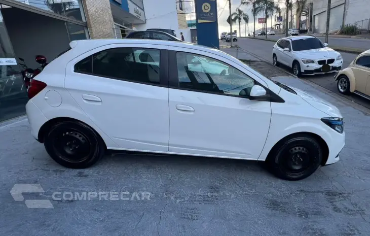 ONIX HATCH LT 1.4 8V FlexPower 5p Mec.