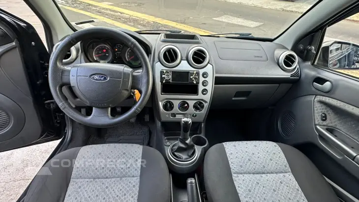 FIESTA 1.6 MPI Hatch 8V